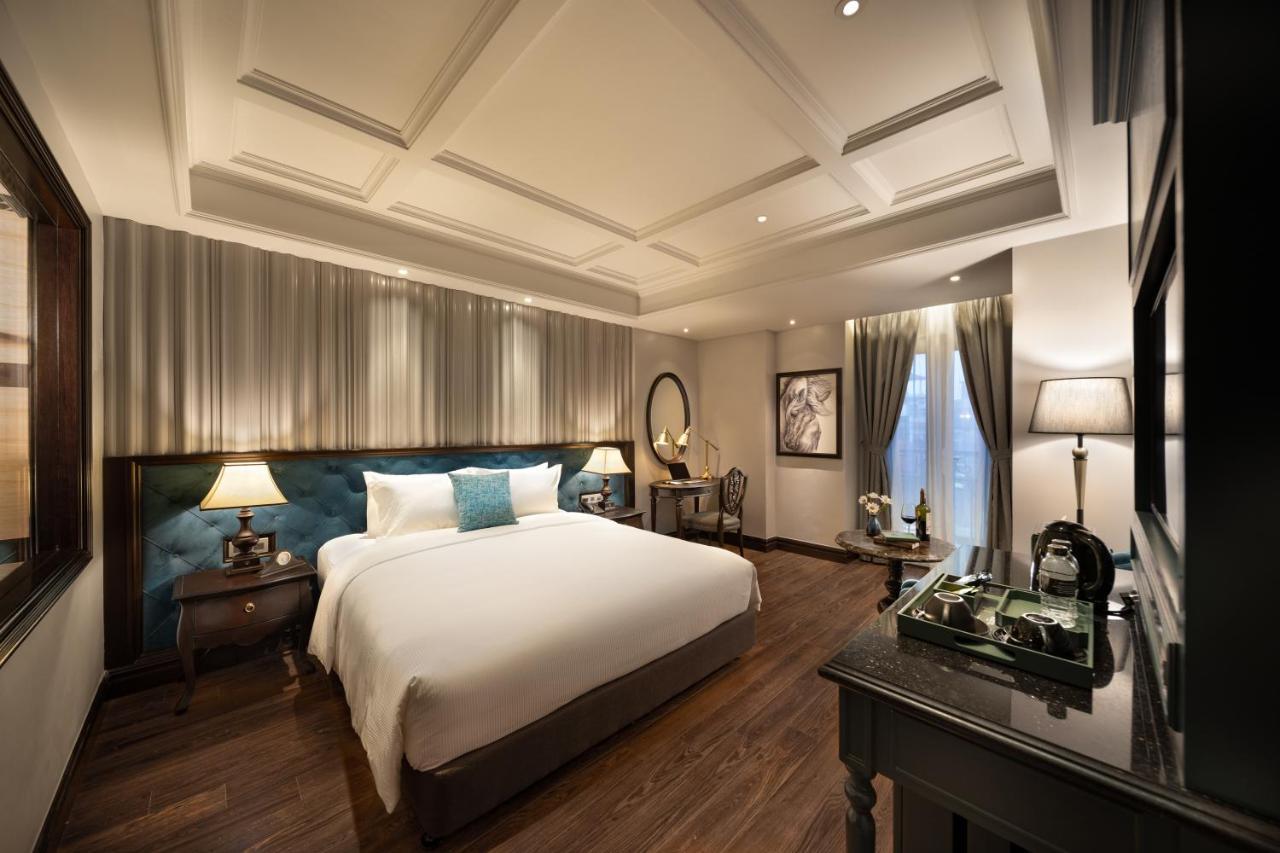 Junior Suite,1593962084:JPEG